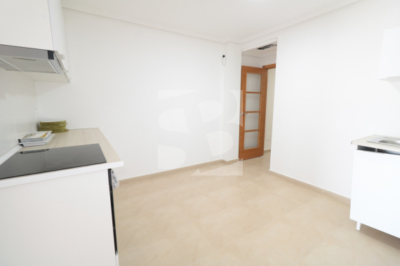 Апартамент - Продажа - TORREVIEJA - Centro