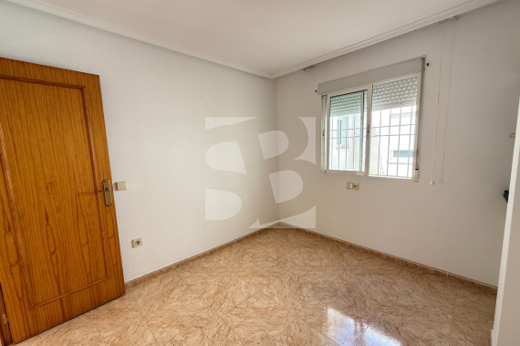 Апартамент - Продажа - TORREVIEJA - Centro