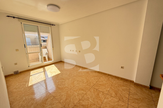 Апартамент - Продажа - TORREVIEJA - Centro