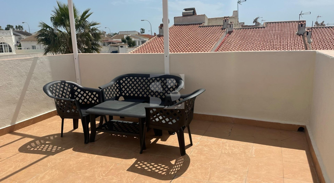 Row house · Resale TORREVIEJA · Zona Carrefour