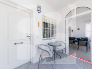 Chalet · La Revente ALICANTE · Urb. La Marina