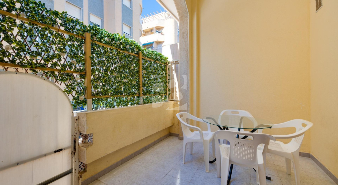 Appartement · La Revente TORREVIEJA · Playa Del Cura