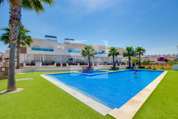 Row house - Resale - TORREVIEJA - Los Balcones