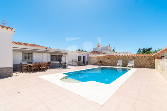 Villa - Resale - TORREVIEJA - Carrefour Area