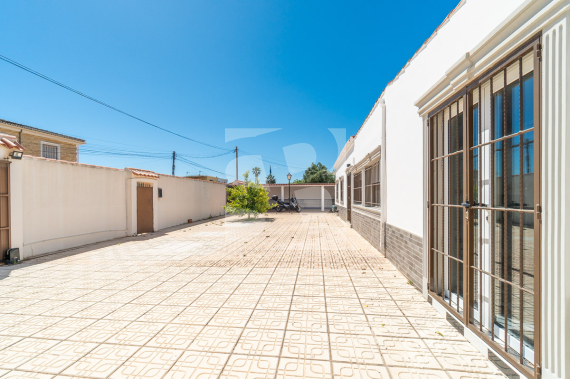 Villa - Resale - TORREVIEJA - Carrefour Area