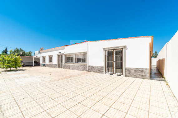 Villa - Resale - TORREVIEJA - Carrefour Area