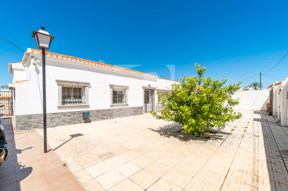 Villa - Resale - TORREVIEJA - Carrefour Area