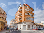 Apartment · Resale TORREVIEJA · Center