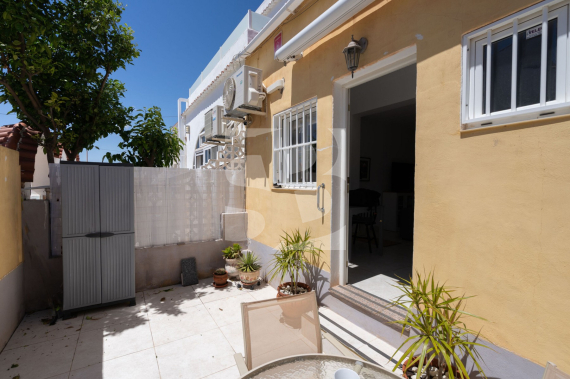 Row house - Resale - TORREVIEJA - La Siesta - San Luis