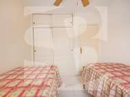 Row house · Resale TORREVIEJA · Zona Carrefour