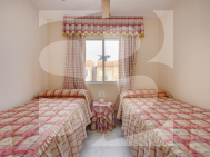 Row house · Resale TORREVIEJA · Zona Carrefour