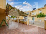 Row house · Resale TORREVIEJA · Zona Carrefour