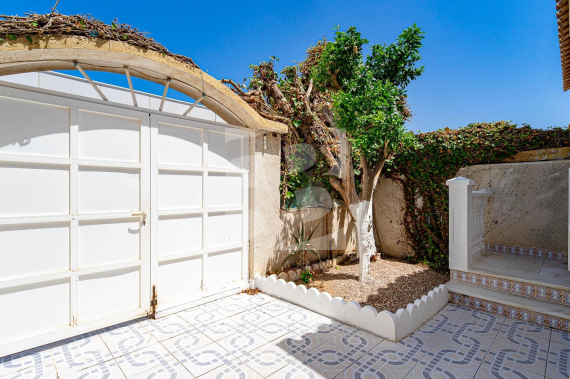 Row house - Resale - TORREVIEJA - Carrefour Area
