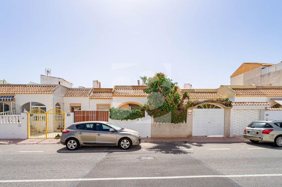 Row house - Resale - TORREVIEJA - Carrefour Area