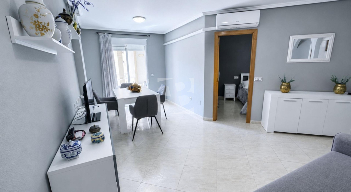 Апартамент · Продажа TORREVIEJA · Centro