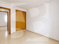 Bерхний этаж · Продажа TORREVIEJA · Centro