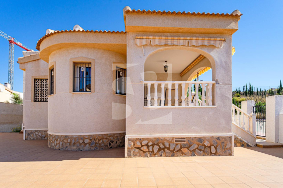 Вилла - Продажа - CIUDAD QUESADA - Ciudad Quesada