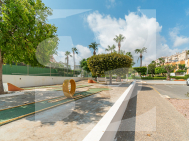 Bungalow · Odsprzedaż TORREVIEJA · 