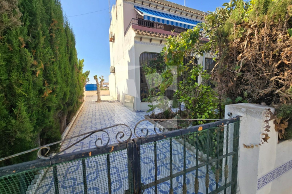 Bungalow - Segunda Mano - TORREVIEJA - Aguas Nuevas