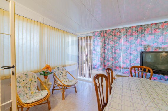 Row house - Resale - TORREVIEJA - Zona Carrefour