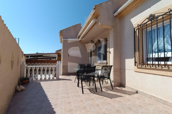 Villa - Resale - TORREVIEJA - Los Frutales