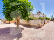 Bungalow · Resale TORREVIEJA · Zona Carrefour