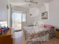 Row house · Resale TORREVIEJA · Zona Carrefour