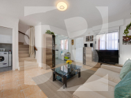 Row house · Resale TORREVIEJA · Zona Carrefour