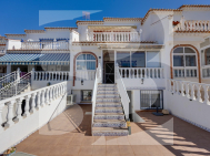 Row house · Resale TORREVIEJA · Zona Carrefour