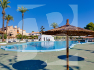 Row house · Resale TORREVIEJA · Zona Carrefour