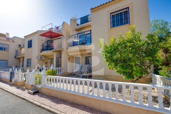 Bungalow - Segunda Mano - TORREVIEJA - Zona Carrefour