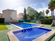 Bungalow · Resale TORREVIEJA · Zona Carrefour