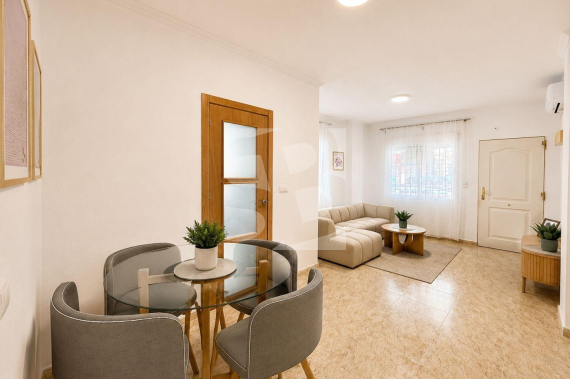 Апартамент - Продажа - TORREVIEJA - Centro