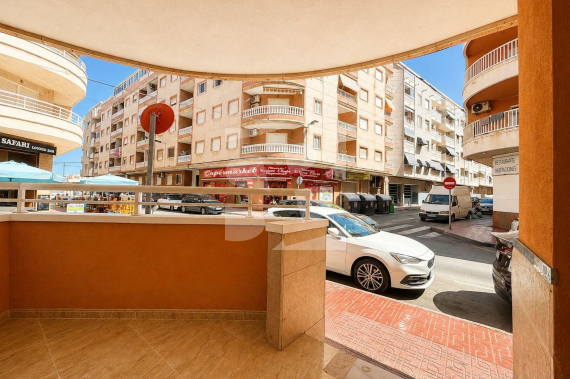 Apartamento - Segunda Mano - TORREVIEJA - Centro