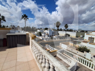 Row house · Resale TORREVIEJA · Zona Carrefour