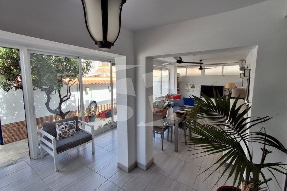 Смежный дом - Продажа - TORREVIEJA - Zona Carrefour