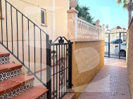 Bungalow · Resale TORREVIEJA · Zona Carrefour