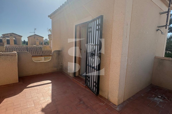 Bungalow - Odsprzedaż - TORREVIEJA - Zona Carrefour