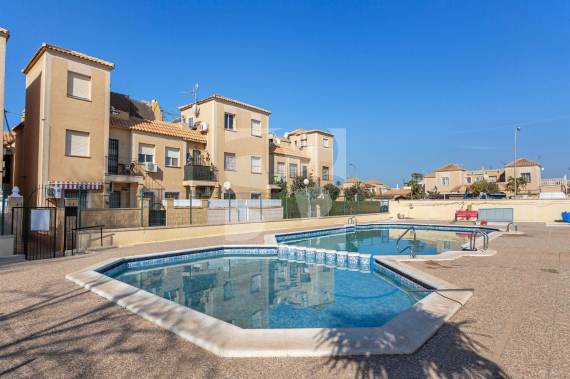 Bungalow - Odsprzedaż - TORREVIEJA - Zona Carrefour