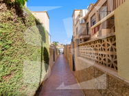Bungalow · Resale TORREVIEJA · Zona Carrefour