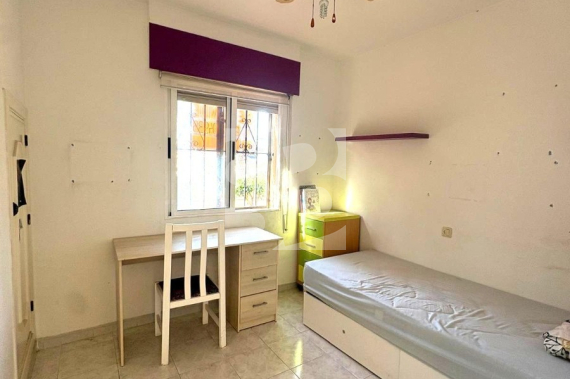 Bungalow - Odsprzedaż - TORREVIEJA - Zona Carrefour