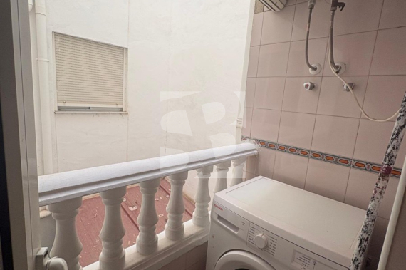 Апартамент - Продажа - TORREVIEJA -  Центр
