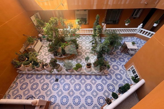 Апартамент - Продажа - TORREVIEJA -  Центр