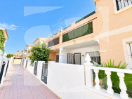Row house · Resale ORIHUELA COSTA · La Zenia