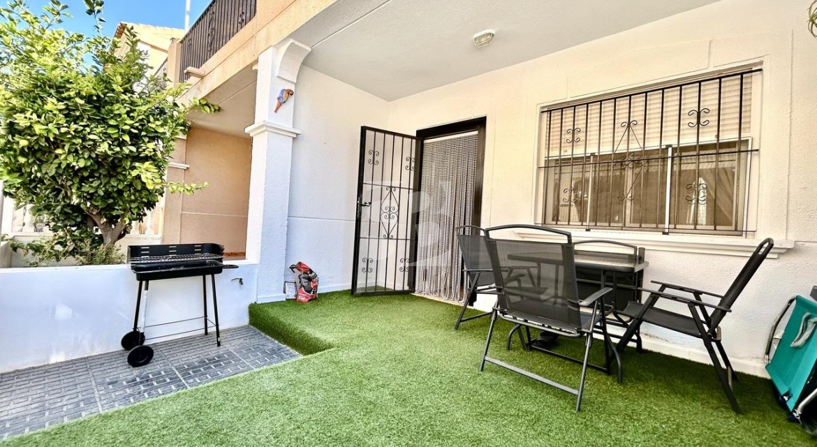 Row house · Resale ORIHUELA COSTA · La Zenia