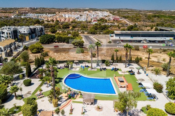 Bungalow - Odsprzedaż - ORIHUELA COSTA - 