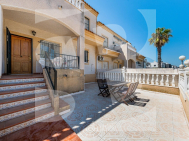 Bungalow · Resale ORIHUELA COSTA · Los Altos