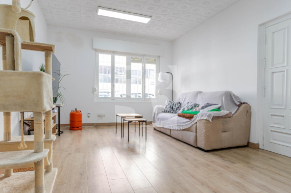 Апартамент - Продажа - Torrevieja Centro - Torrevieja