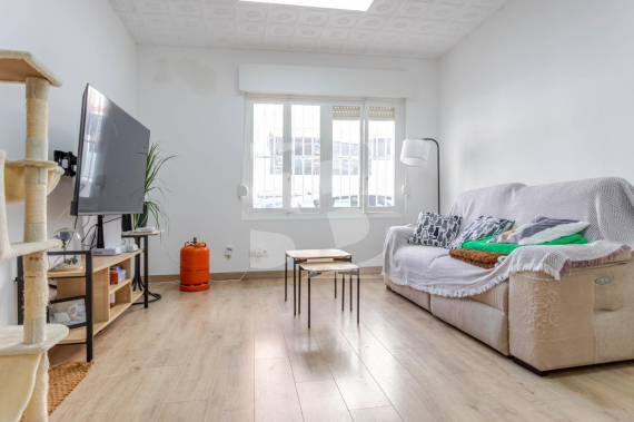 Апартамент - Продажа - Torrevieja Centro - Torrevieja