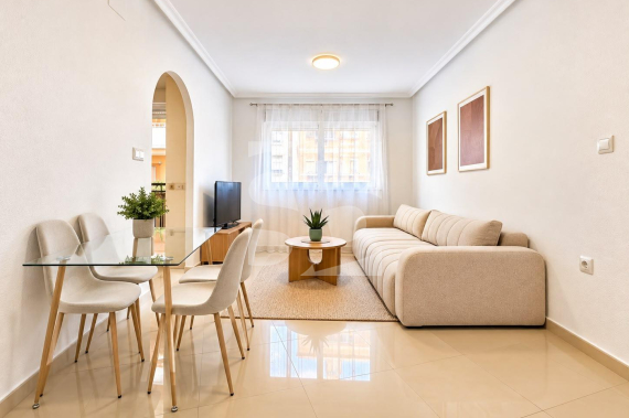 Apartment - Odsprzedaż - TORREVIEJA - Centro